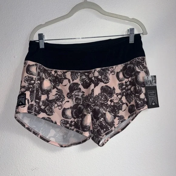 Oiselle Roga Shorts Running Workout Gym Women's 6 - Picture 2 of 3
